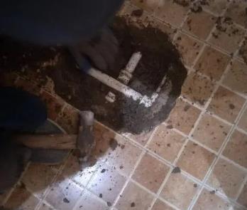 杭锦后旗卫生间漏水维修公司为您分享下卫生间渗水如何处理及注意事项